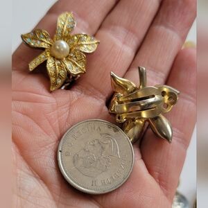 Sparkling Gold Tone Floral Clip-On Earrings